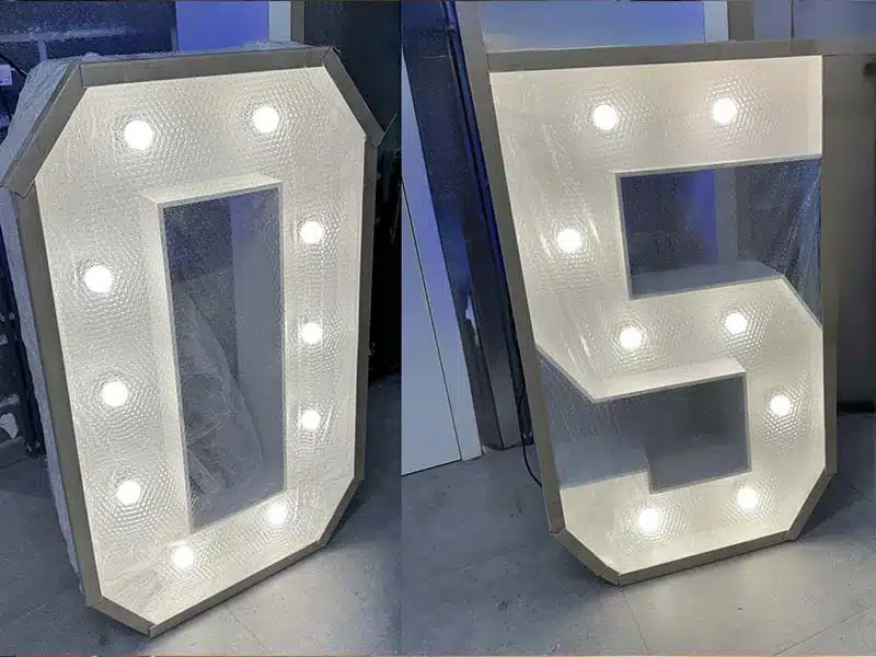 Réalisation de chiffres lumineux InstantLed
